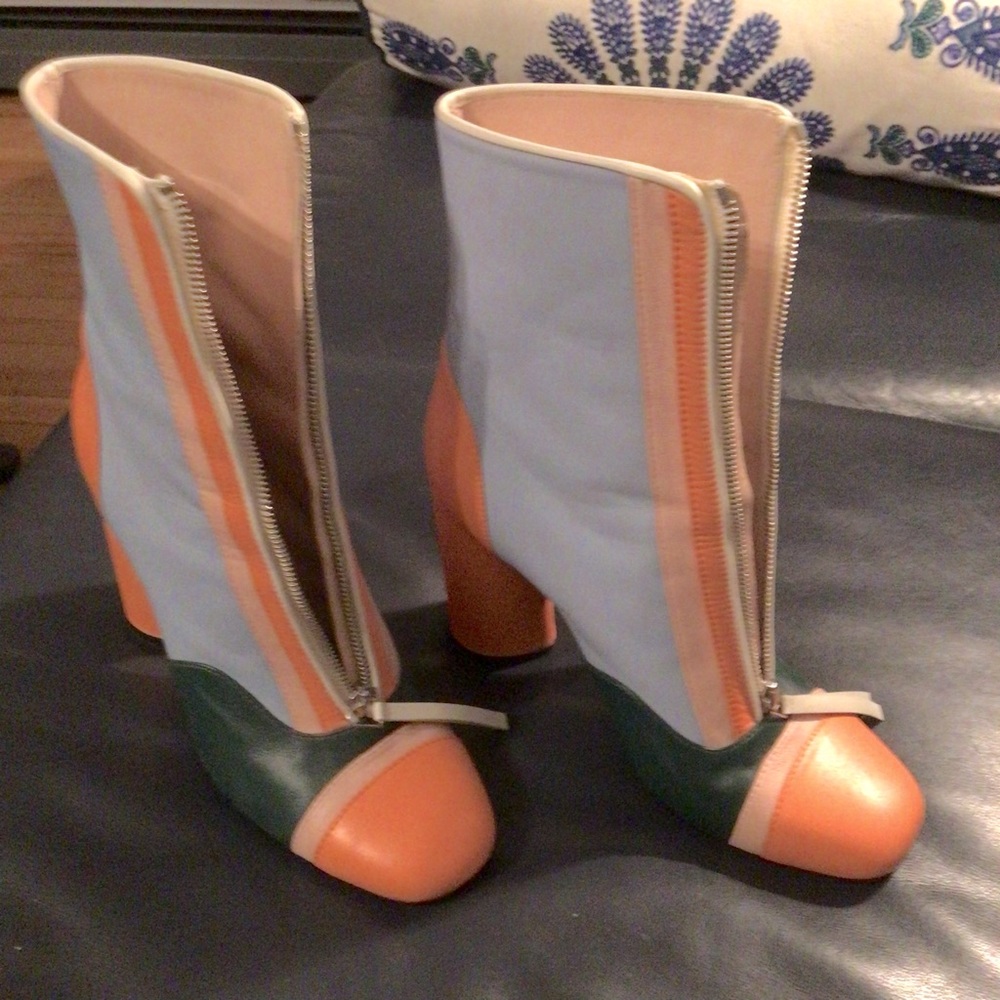 Hillfiger collection, Euro size 40